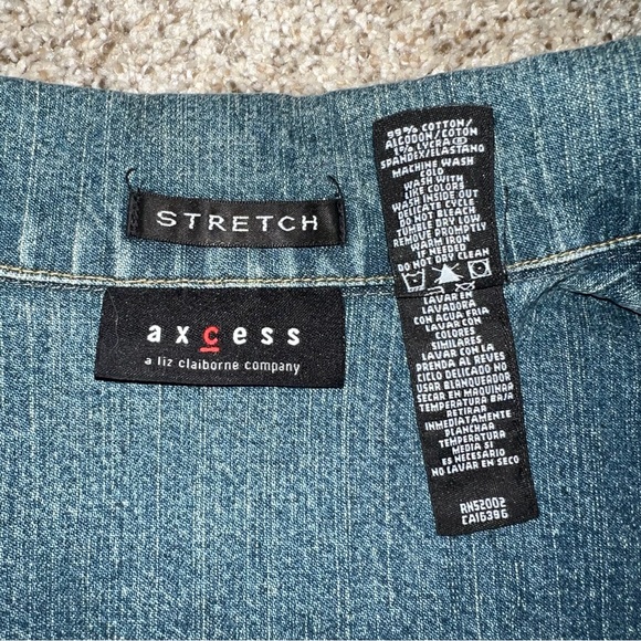 Axcess by Liz Claiborne Jean Jacket - Size Large - Picture 5 of 7